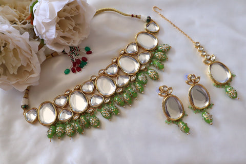 Miraya Green Necklace Set